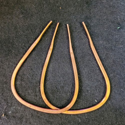 Jennifer Brooks's Rainbow Autumn Tree Earrings - , Contemporary Wire Jewelry, Dapping, Dapping Jewelry, How To Punch Holes, Hole Punching, Punch A Hole, Lashing, Wire Lashing, ,  turn the frames sideways & flatten the tip ends 